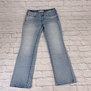 Levi Jeans 505 Straight Leg Red tag Size 8/29 Lighter wash denim Straight